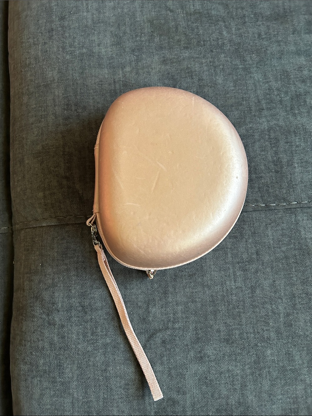 Compact Rose Gold Wristlet headphone hard case